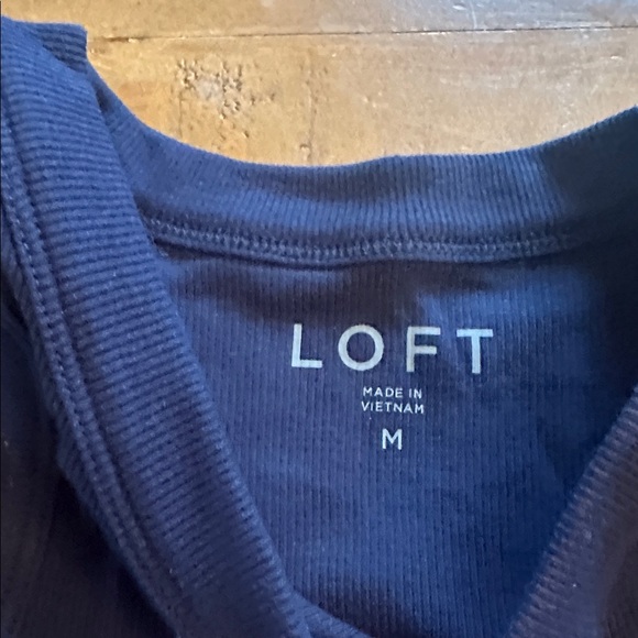 LOFT Navy Tank Top - Picture 4 of 9